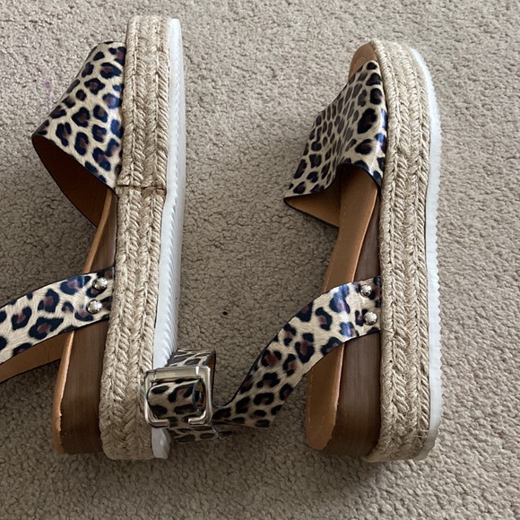 Leopard espadrilles - Picture 3 of 4